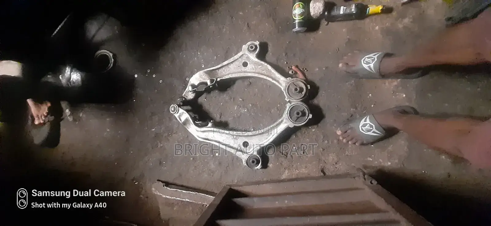 Nissan Quest 2015 Model Low Arm