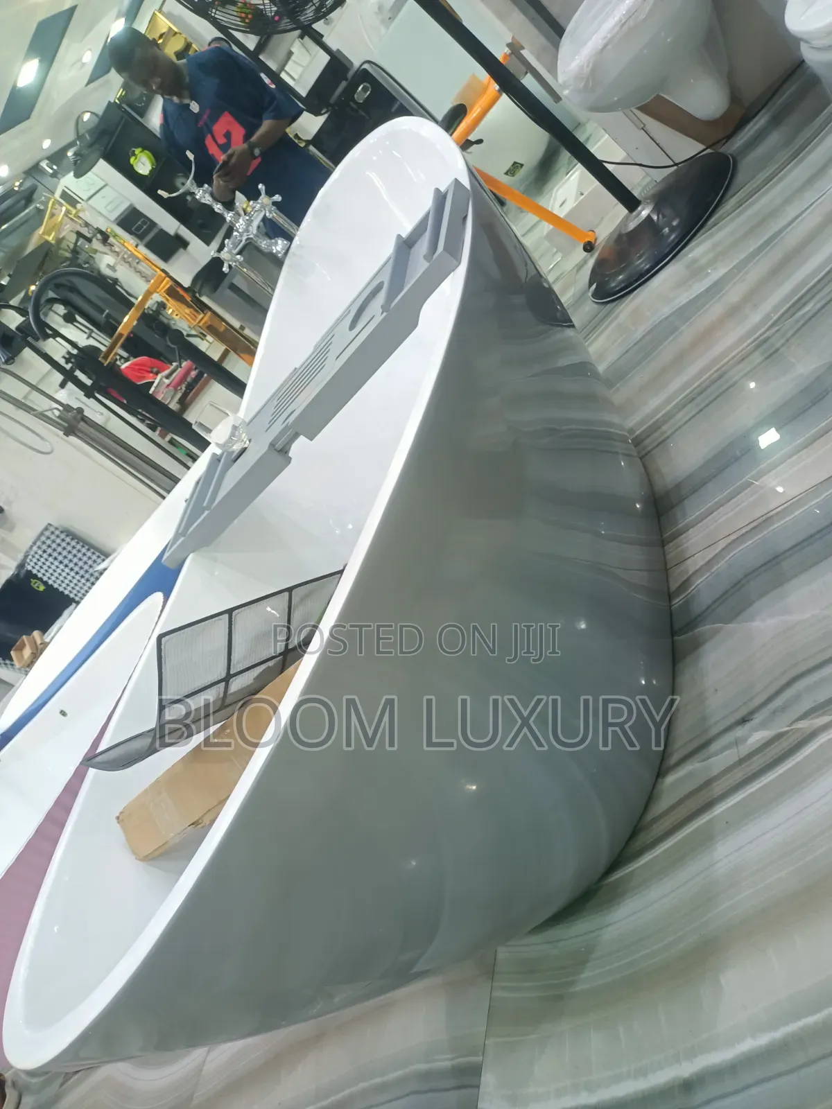 Quality Freestand Acrylic Grey+White Bathtub