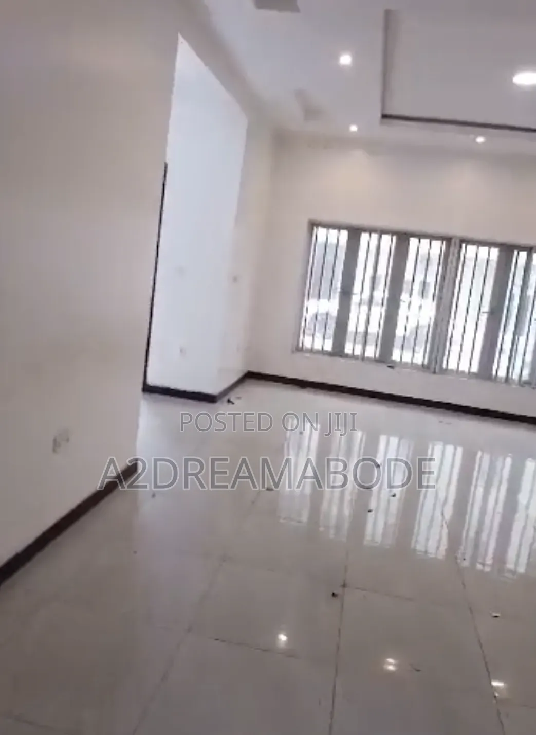 4bdrm Duplex in Ogudu Gra for rent