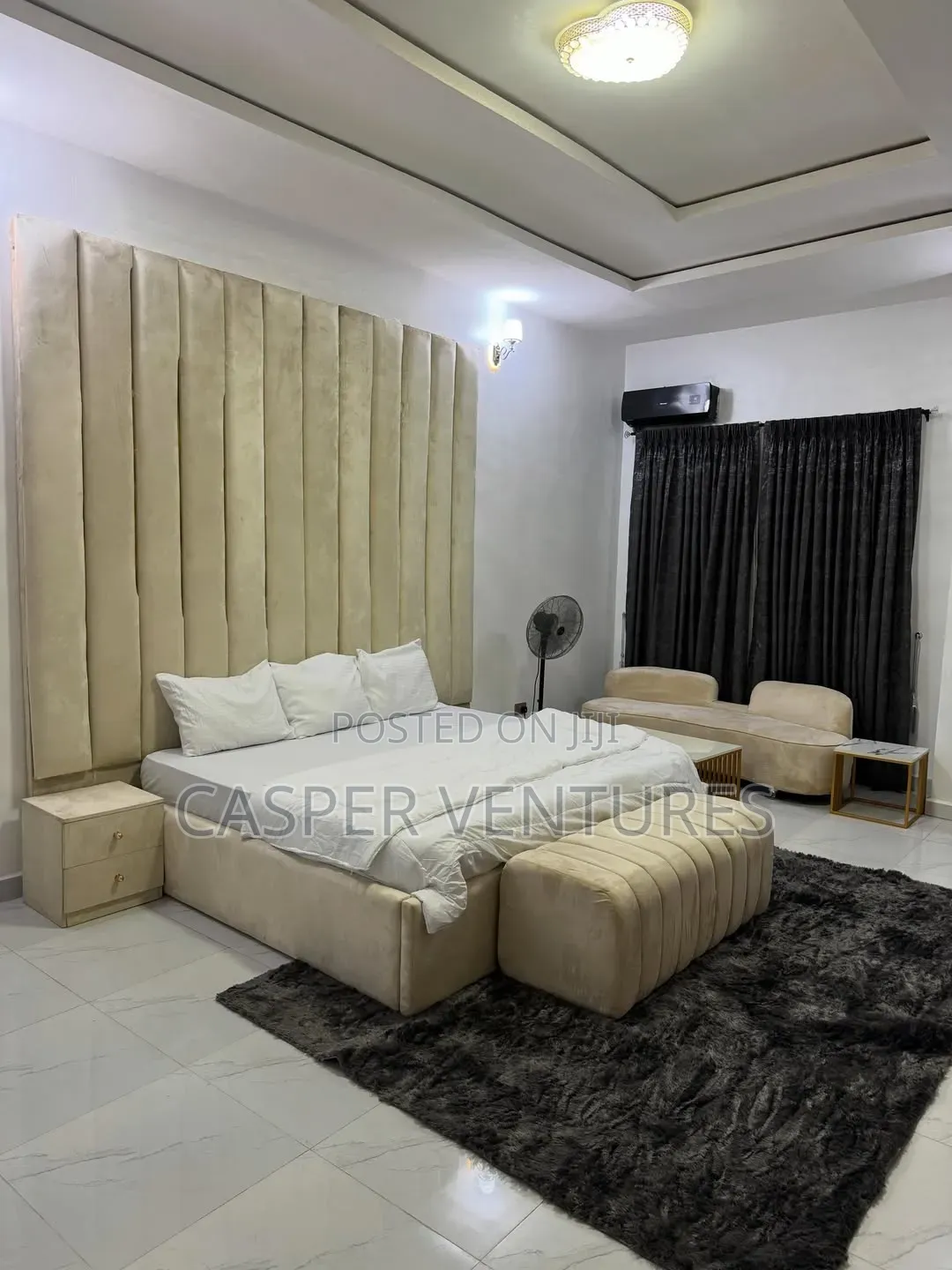 An Exquisite Luxurious Masterbedroom