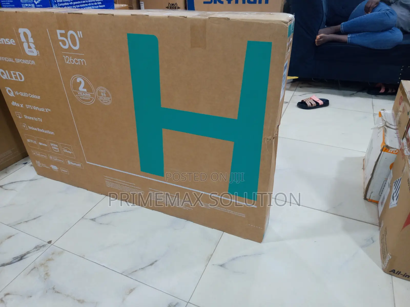 Crystal-Clear 50" Qled Smart Tv by Hisense