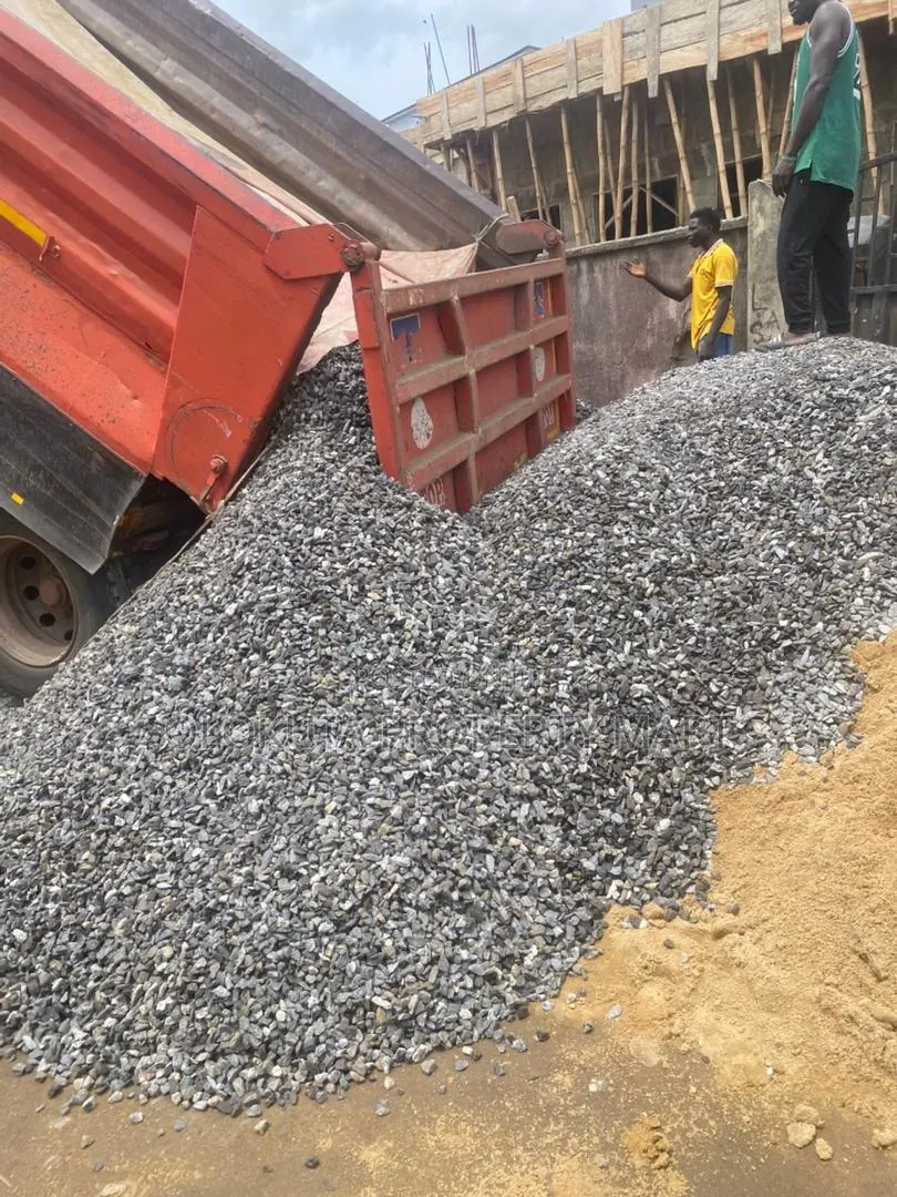Grinate 30 Tone From Quarry and Sharp Sand