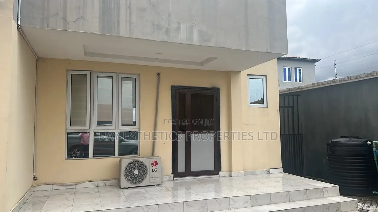4bdrm Maisonette in Igbo-efon for rent