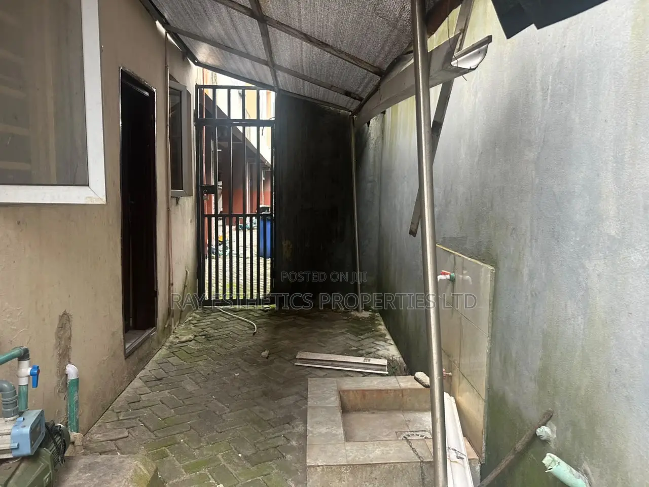 4bdrm Maisonette in Igbo-efon for rent