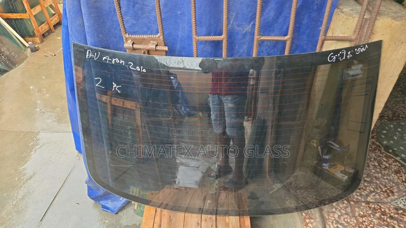 Toyota Aavalon 2006 Back Windscreen Glass Available