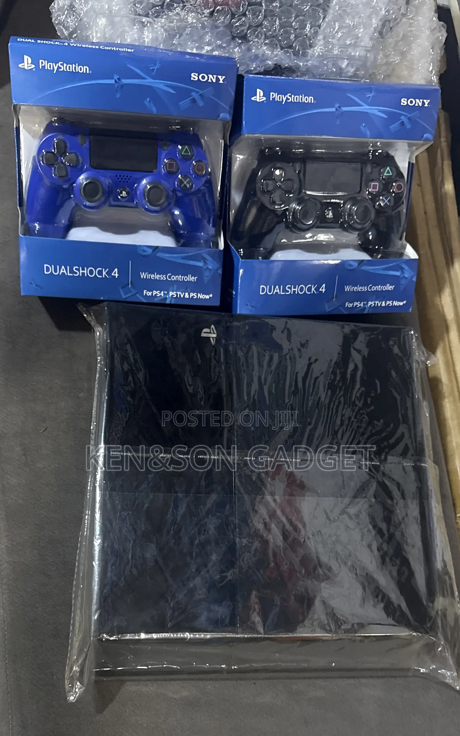 Uk Used Ps4 Standard Comes With 2 Controllers and 10 Games Inside