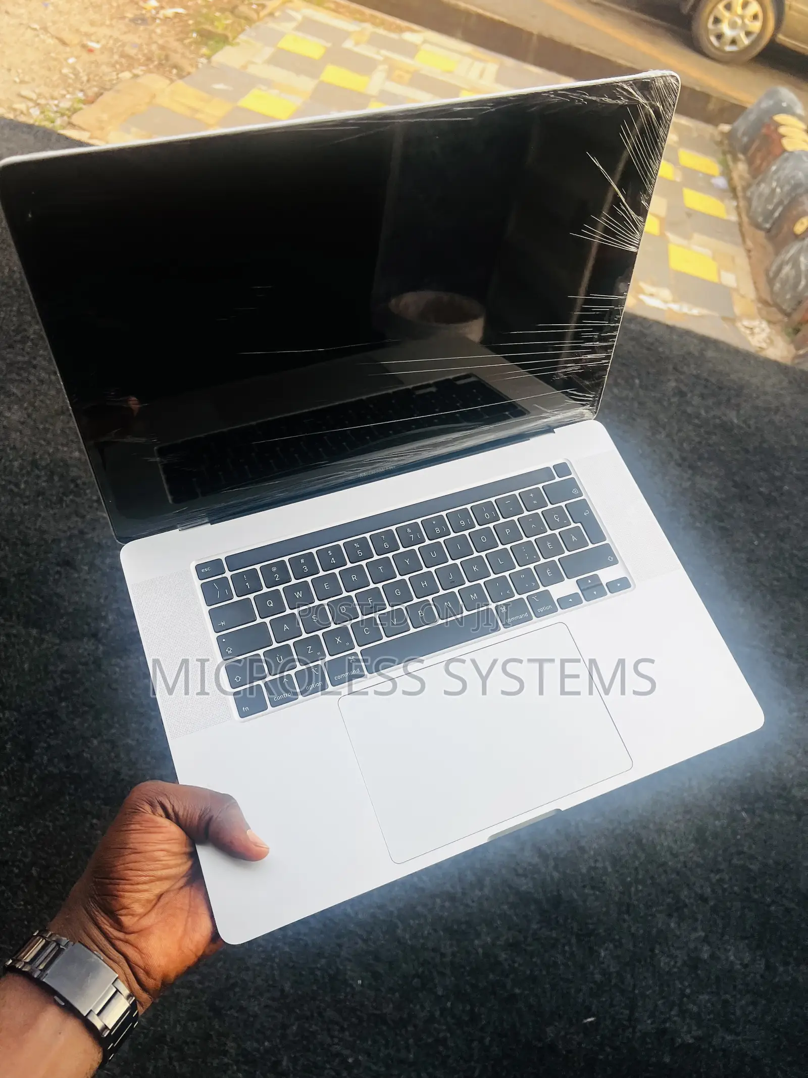 Laptop Apple MacBook Pro 2019 16GB Intel Core i7 SSD 512GB