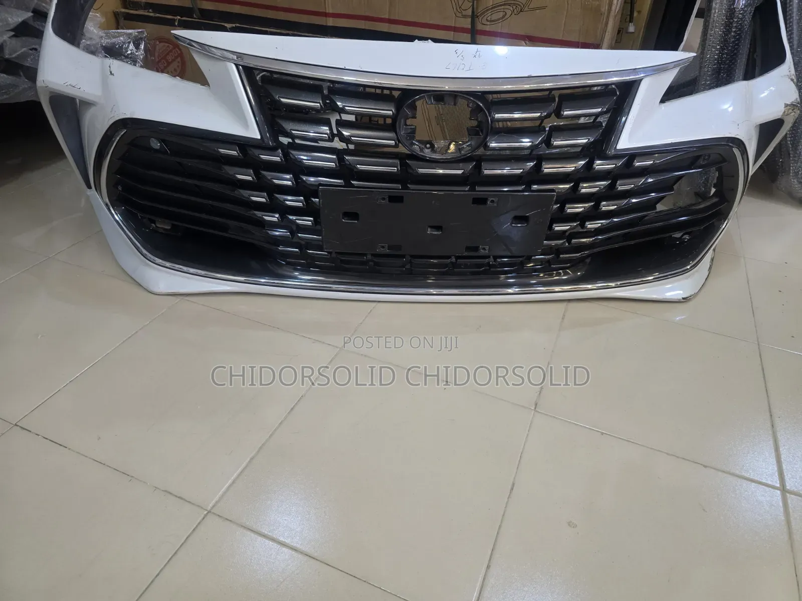 Front Bumper Toyota Avalon 2020