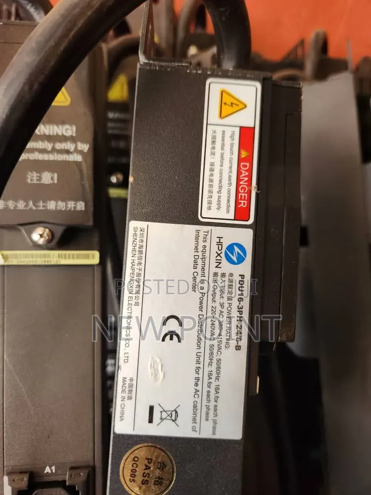 Hpxin 3-Phase Pdu Server Cabinet Power Distribution (16a, 380v-415v)