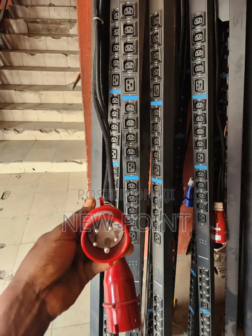 Hpxin 3-Phase Pdu Server Cabinet Power Distribution (16a, 380v-415v)