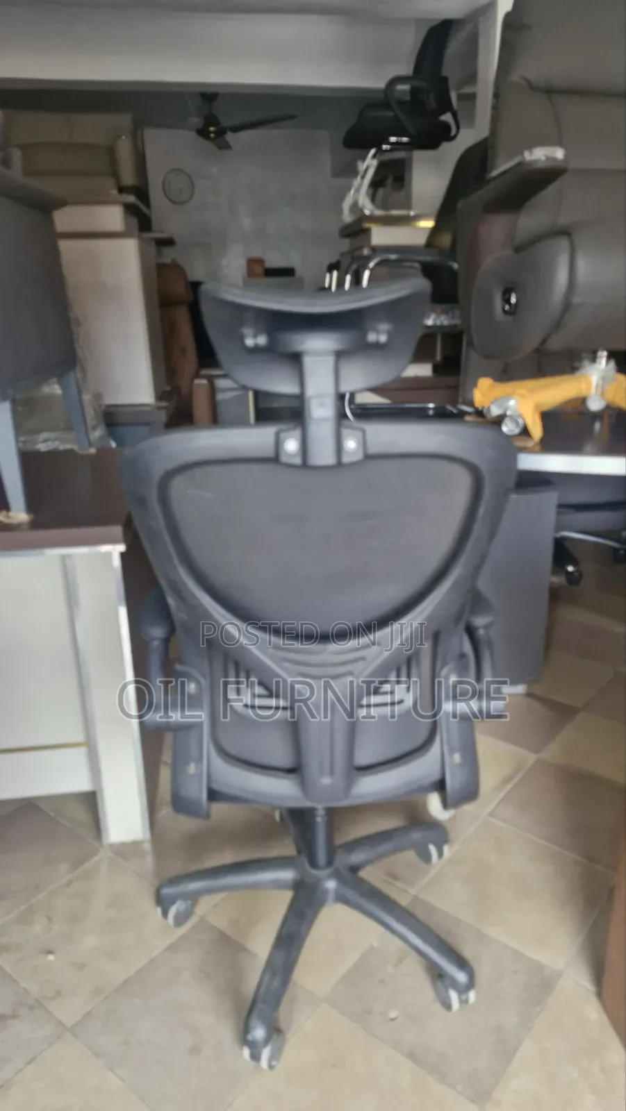 Executive Ergonomic Mesh Office Chair With Adjustable Headrest