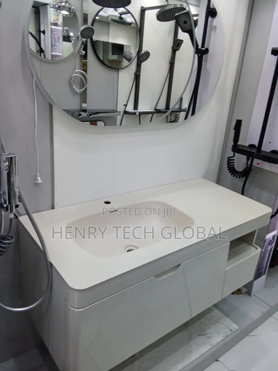 Executive Cabinets Basin