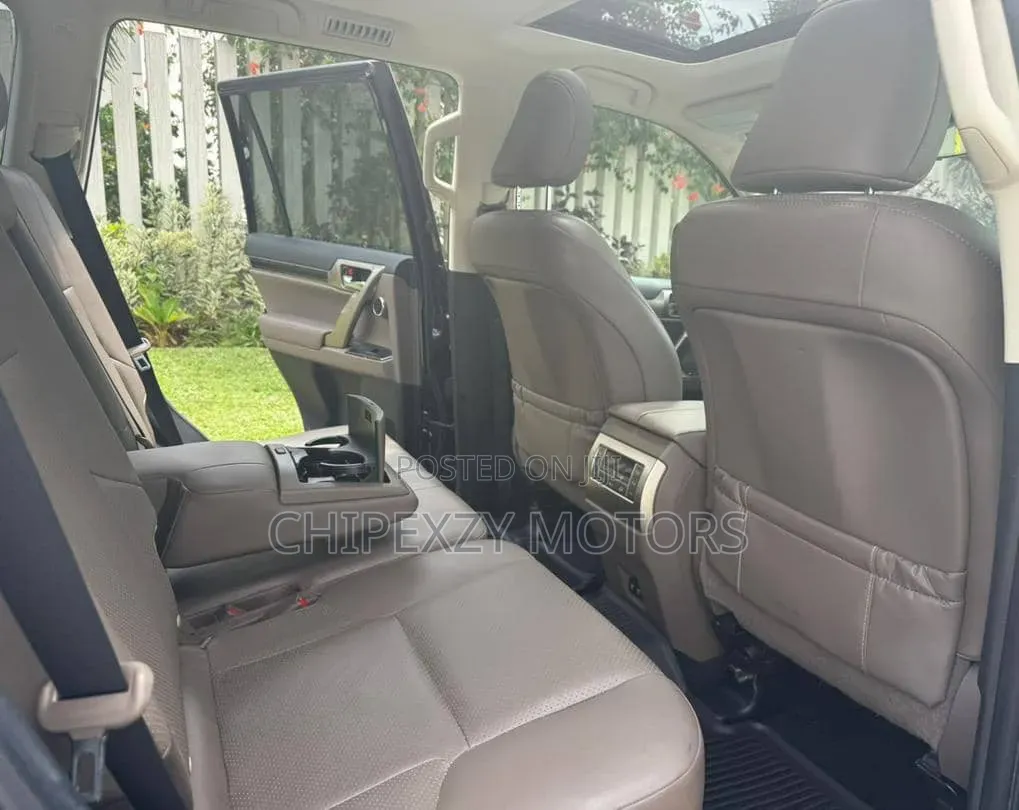 Lexus GX 2020 Blue