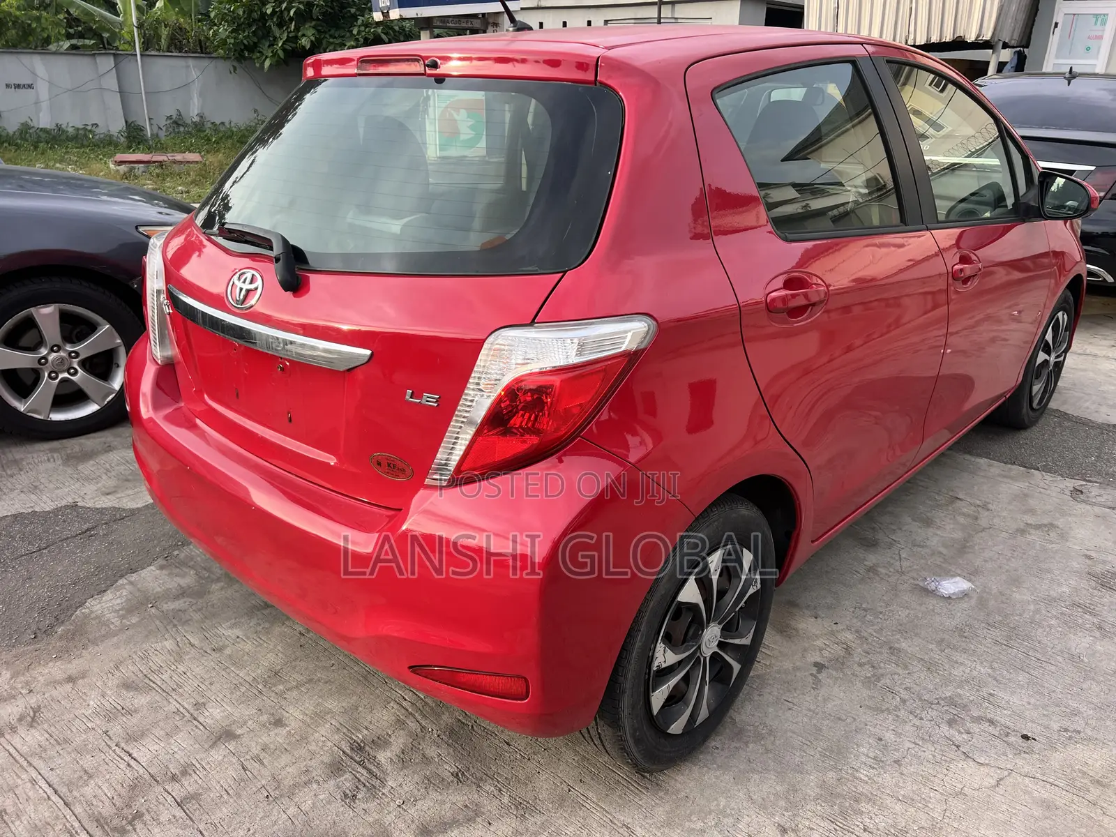 Toyota Yaris LE Hatchback 5dr 2013 Red