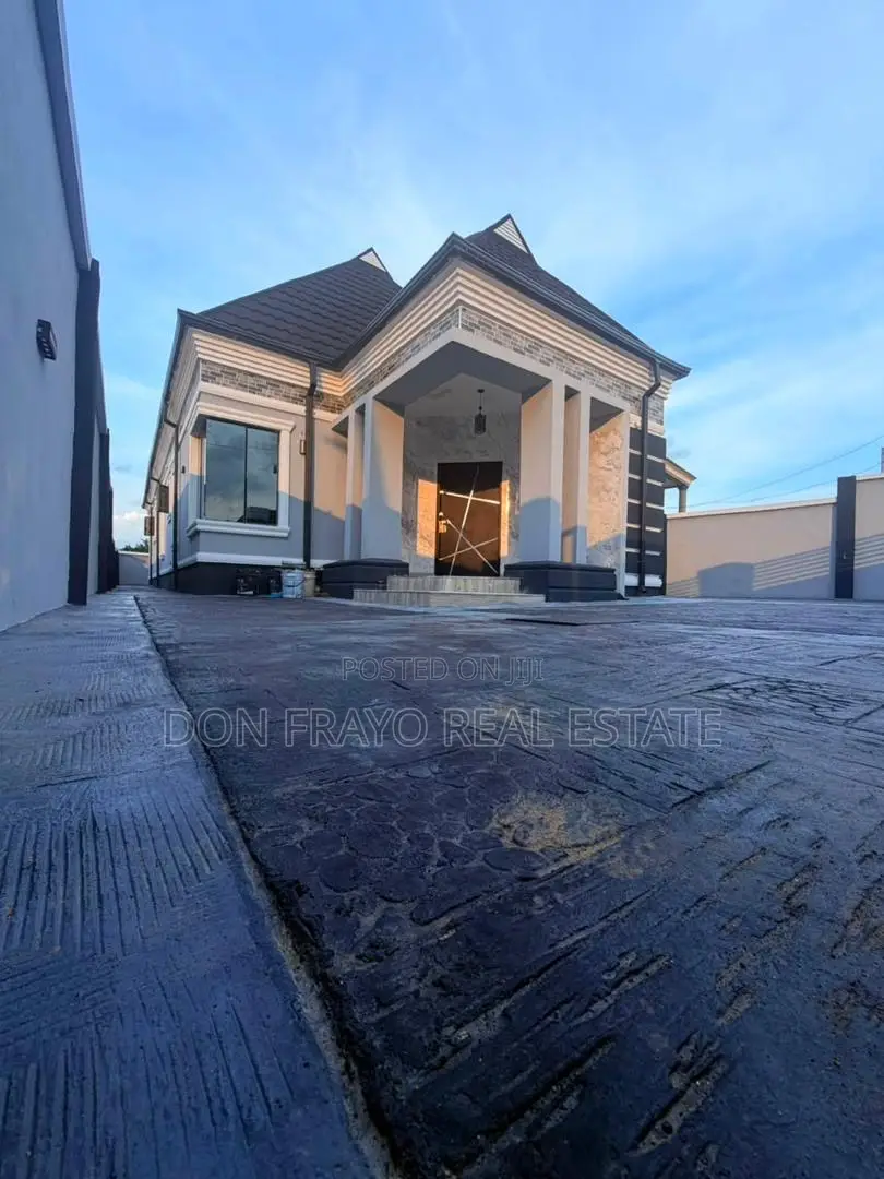 3bdrm Bungalow in Unity Estate Alakia for sale