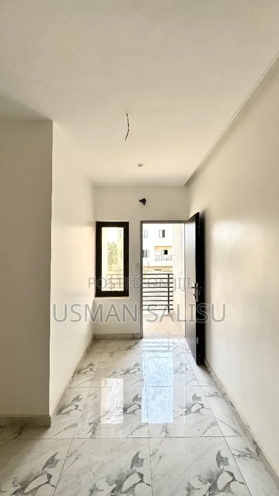 4bdrm Townhouse / Terrace in Dakibiyu, Jabi for rent