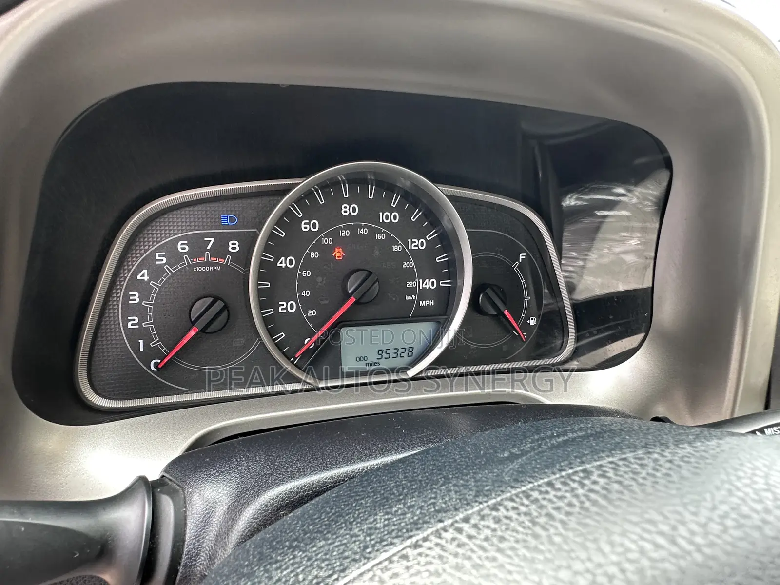 Toyota RAV4 Limited AWD (2.5L 4cyl 6A) 2013 Red