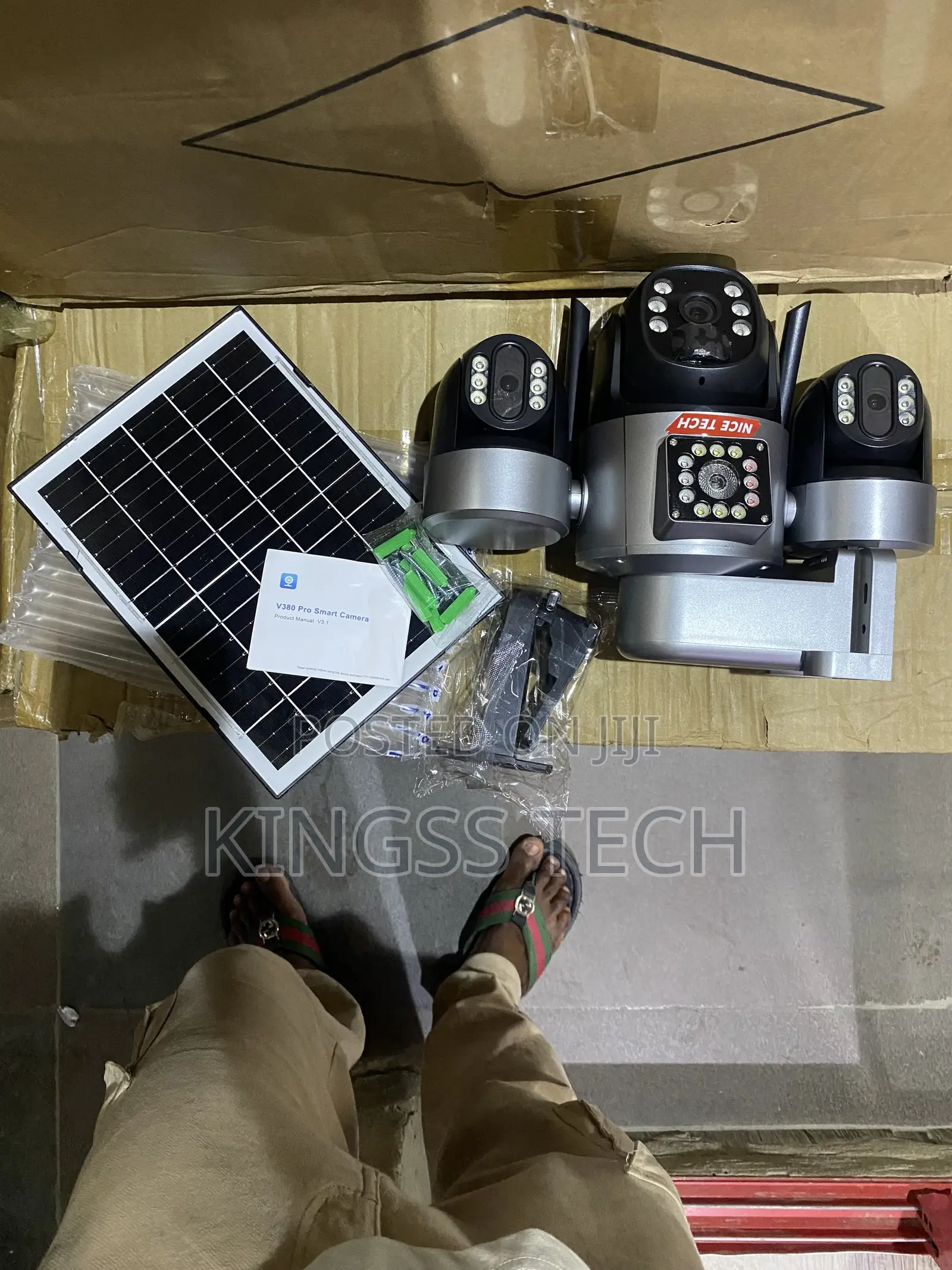 V380 T34 Triple Lens PTZ Solar Camera