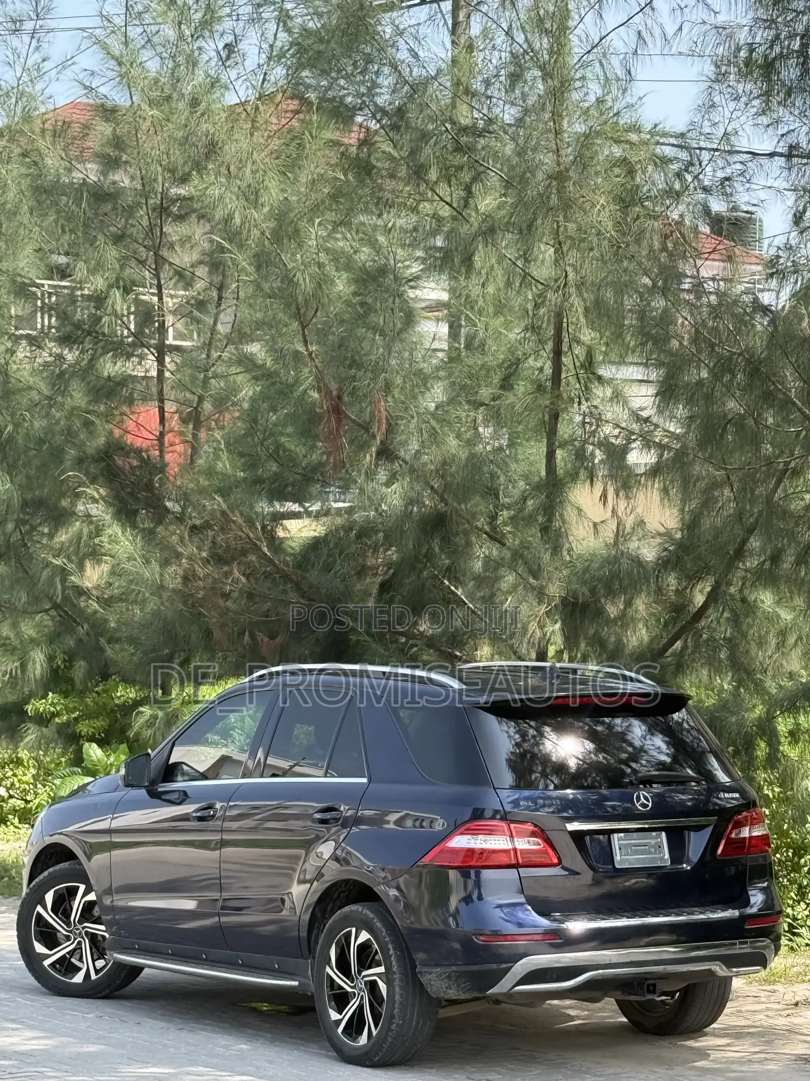 Mercedes-Benz M Class 2013 Blue