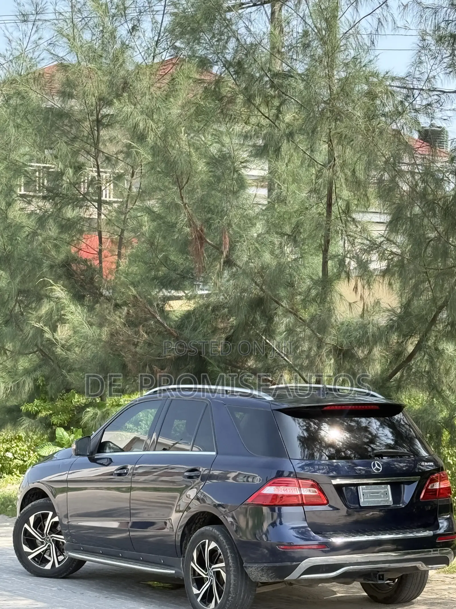 Mercedes-Benz M Class 2013 Blue