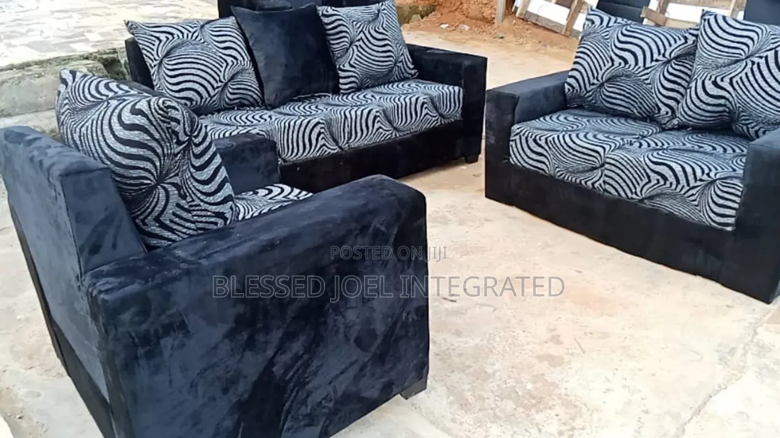 Cushion Set