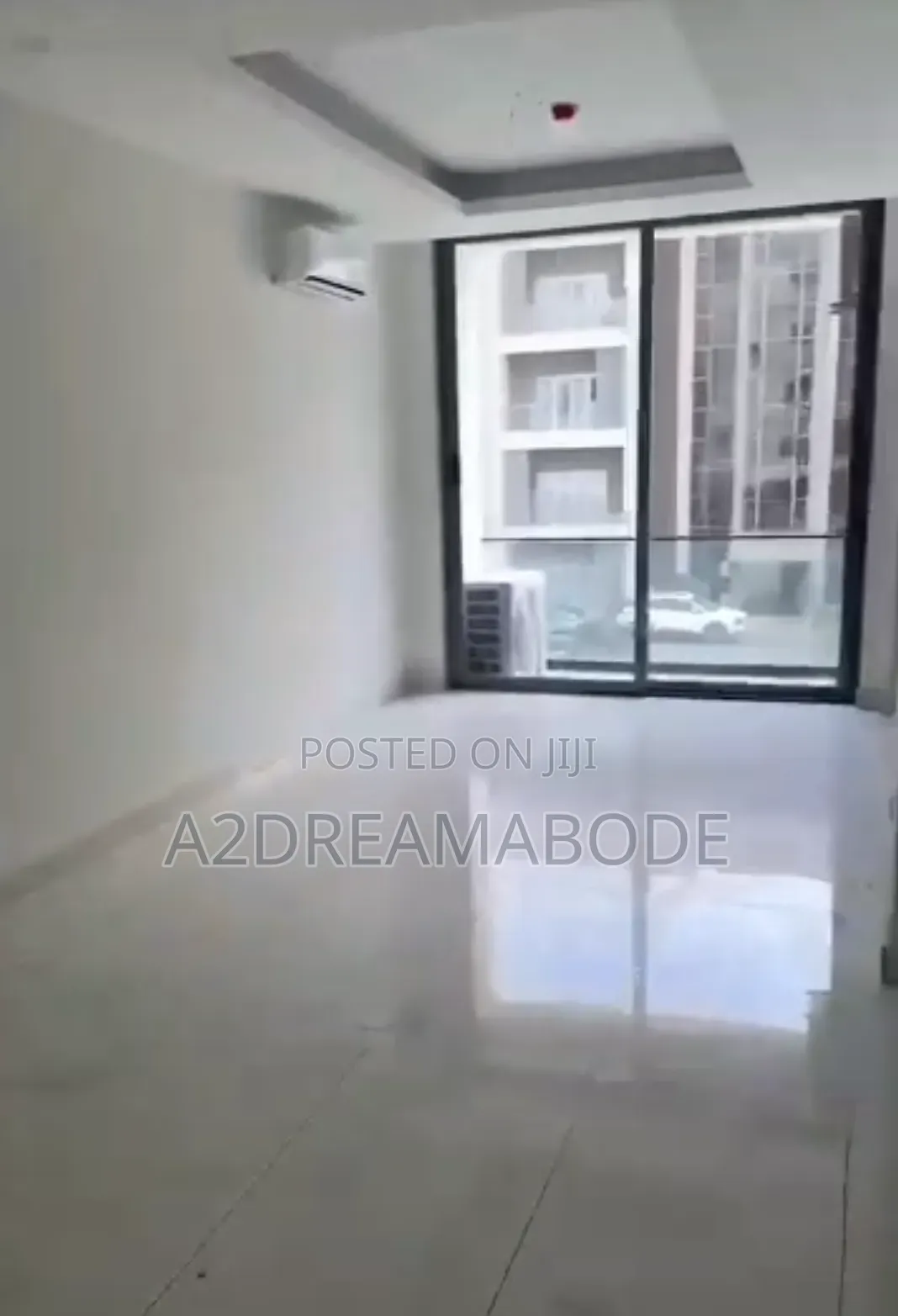 3bdrm Apartment in Ikeja Gra for rent