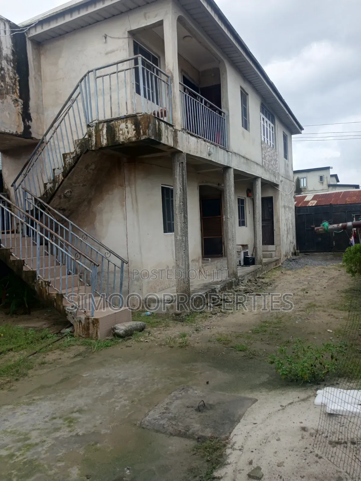 3bdrm Block of Flats in Igando for sale