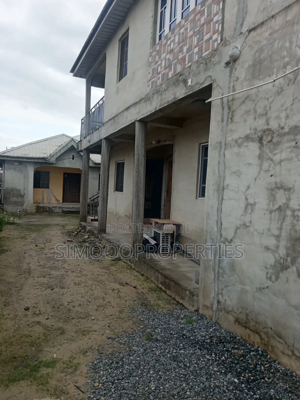3bdrm Block of Flats in Igando for sale