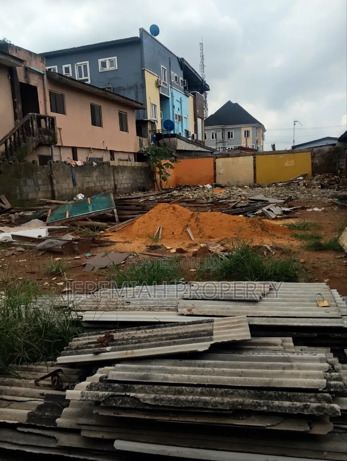 Land for Lease Off Ogunusi Rd