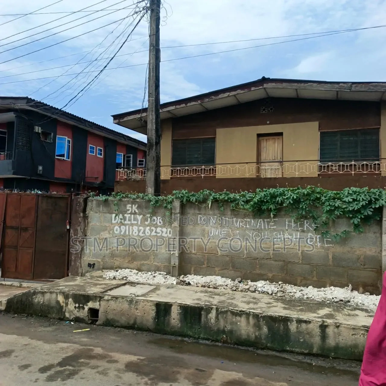 Furnished 3bdrm House in Dopemu for sale