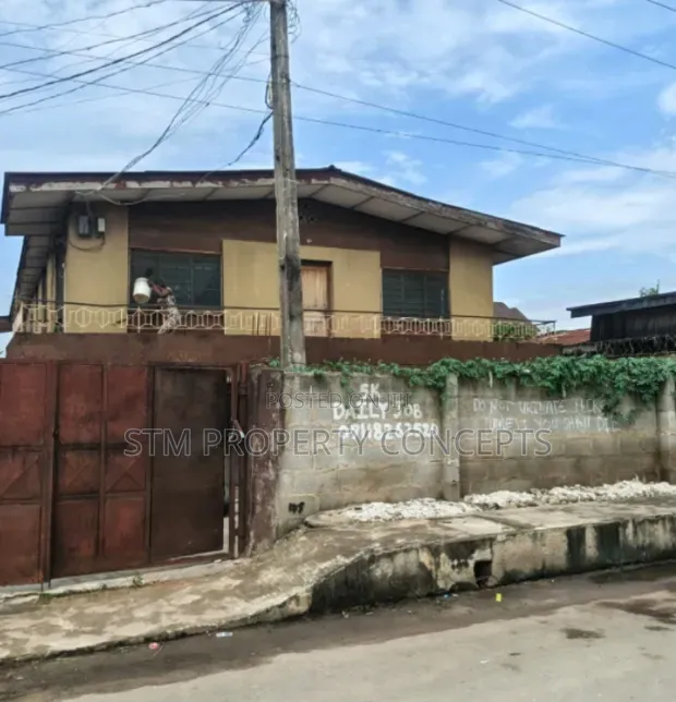 Furnished 3bdrm House in Dopemu for sale
