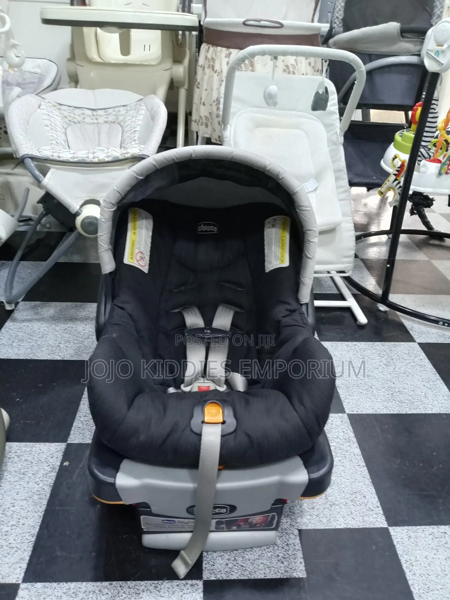 Us Used Chicco Baby Car Seat In Great Condition