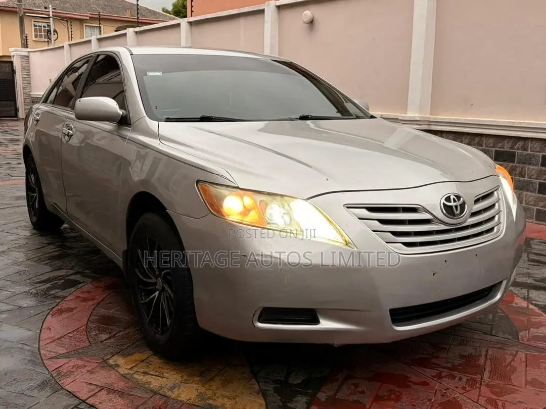 Toyota Camry 2007 Silver