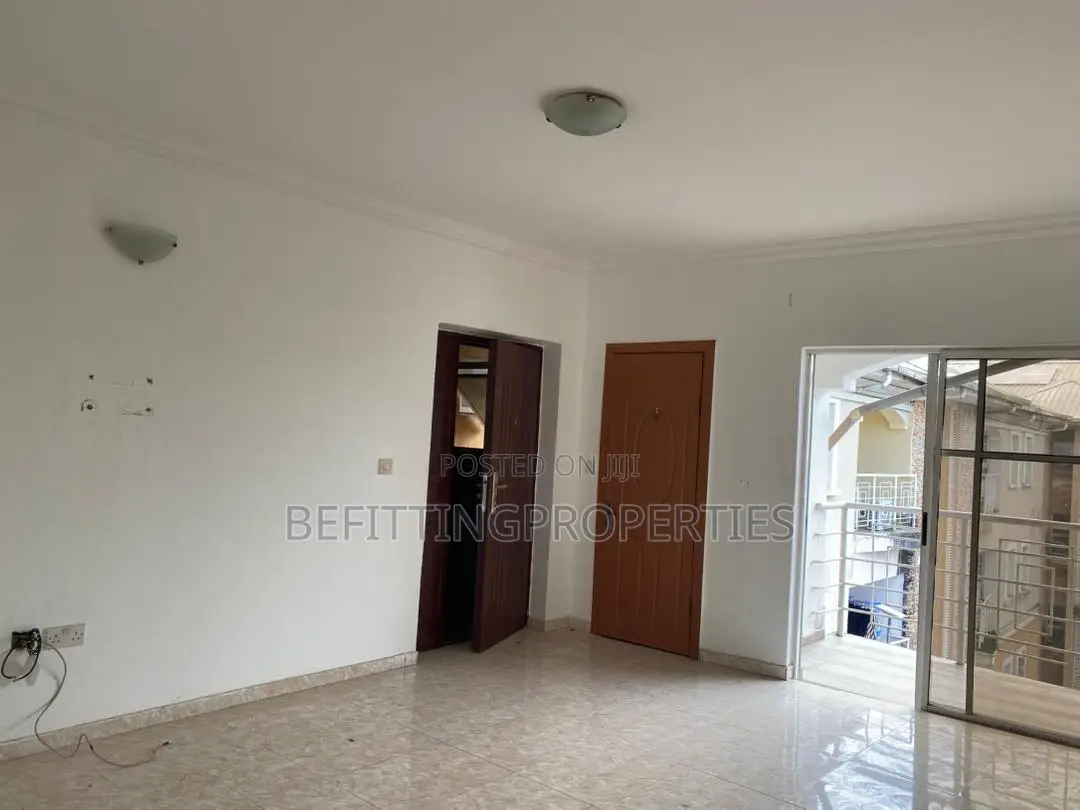 3bdrm Apartment in Victoria Island for sale