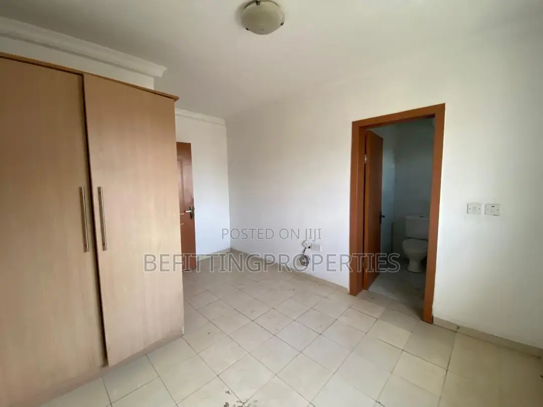 3bdrm Apartment in Victoria Island for sale