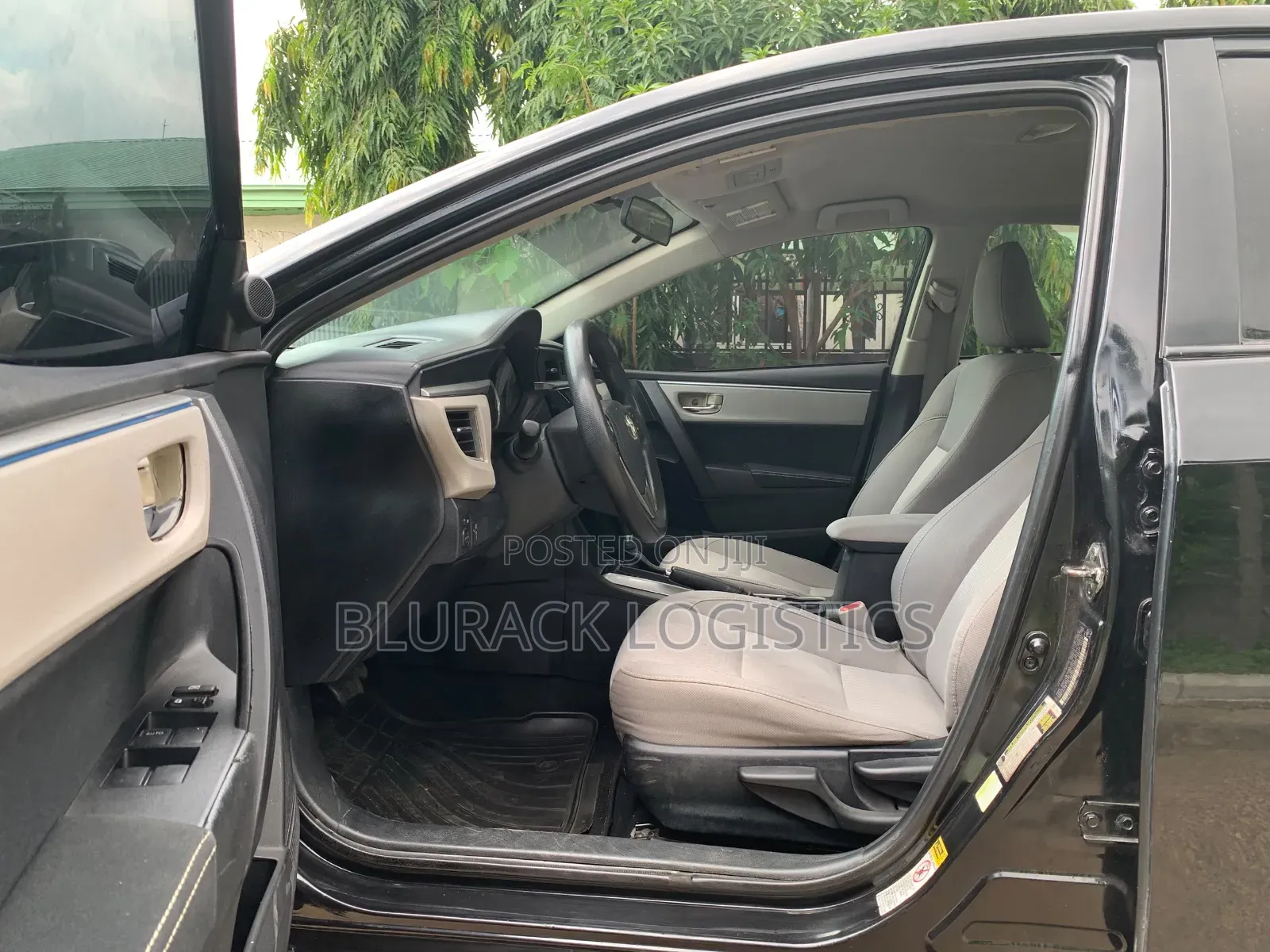 Toyota Corolla LE 4dr Sedan (1.8L 4cyl CVT) 2014 Black