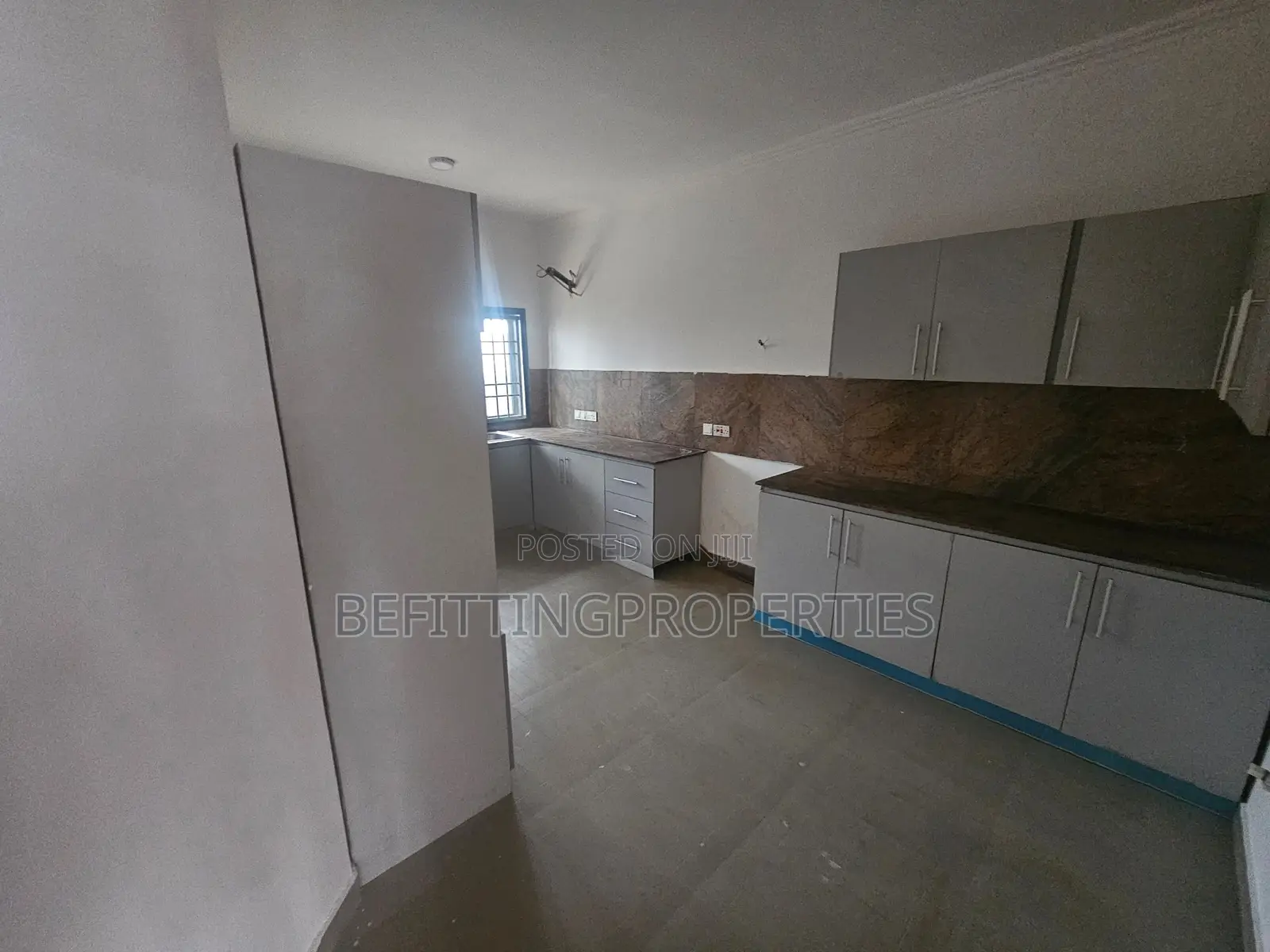 3bdrm Duplex in Lekki for rent
