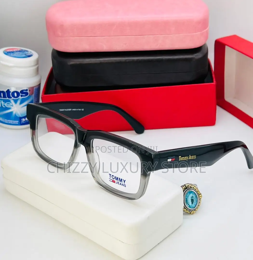 Tommy Hilfiger Quality Luxury Frame Glasses