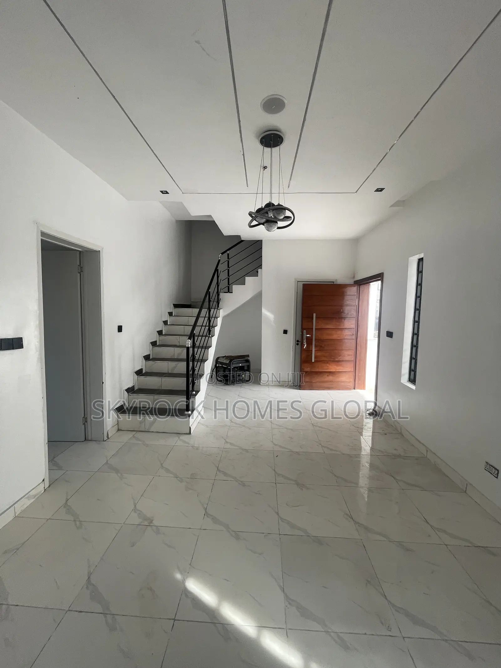 3bdrm Duplex in Thomas Estate for sale