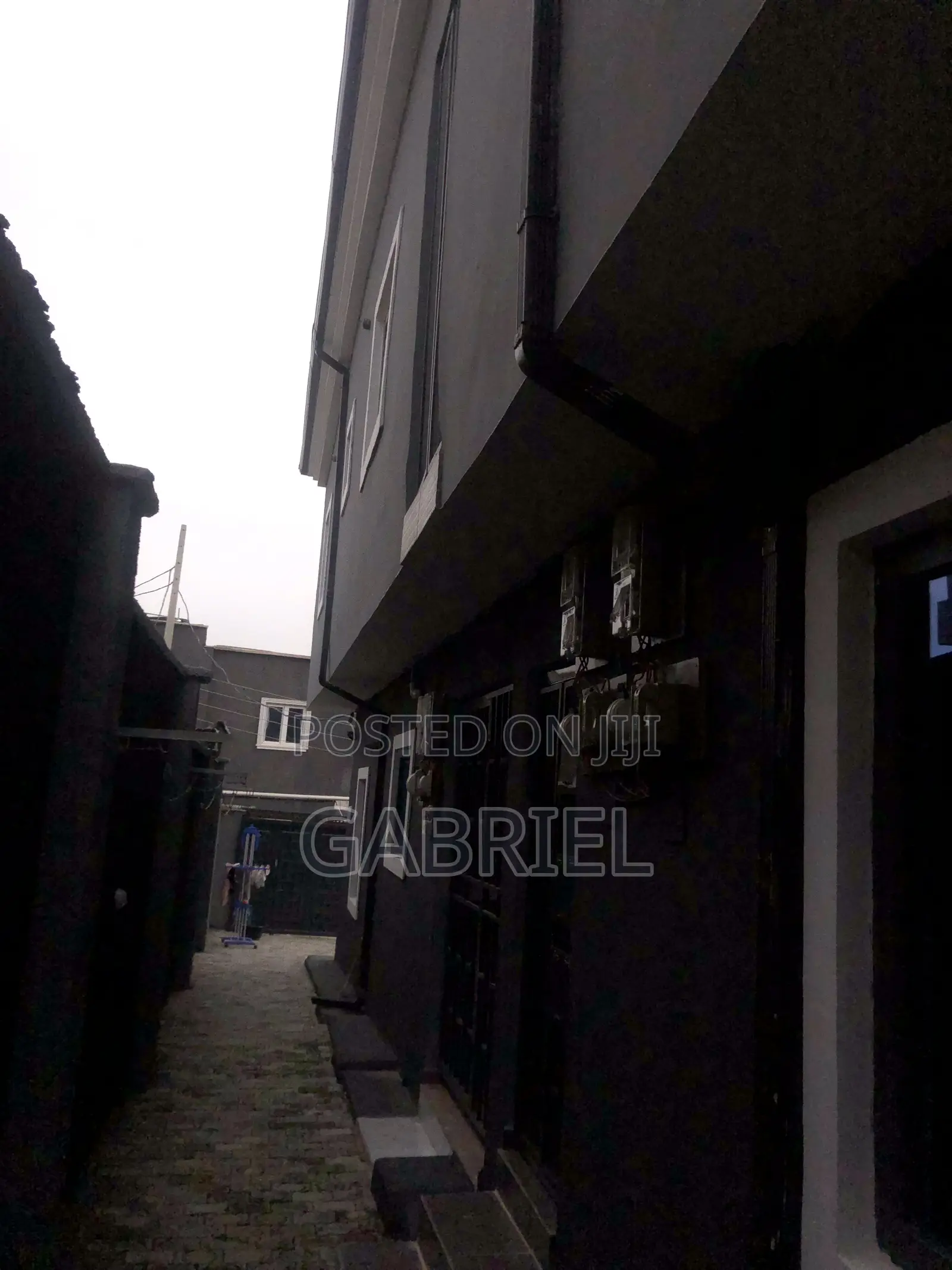 1bdrm Block of Flats in Ushafa Scc for rent