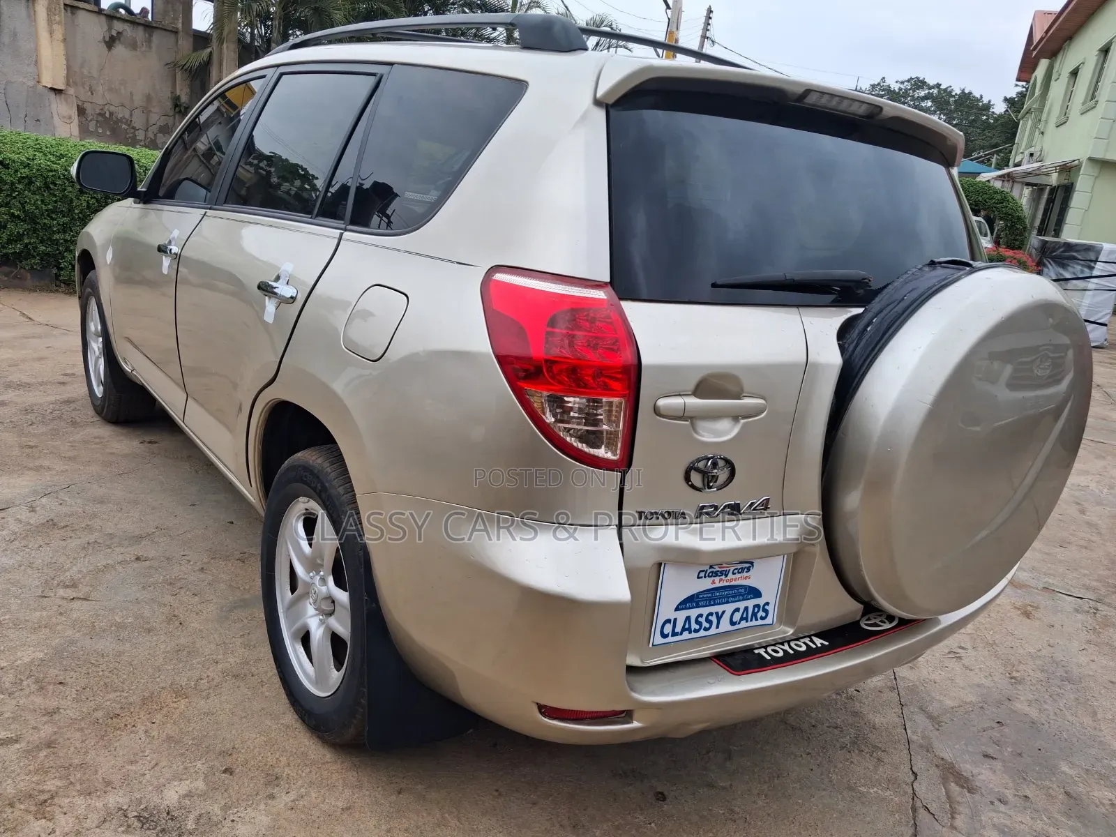 Toyota RAV4 Limited 4x4 2009 Gold