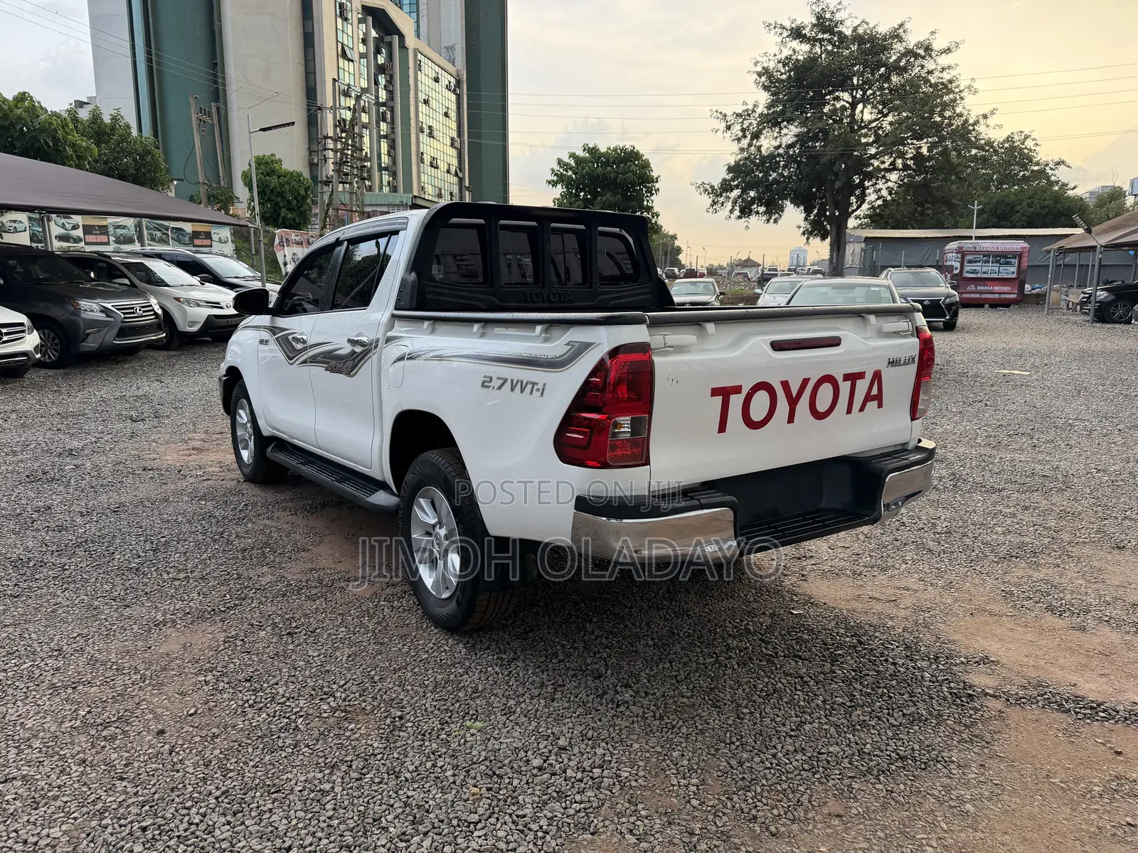 Toyota Hilux 2017 White