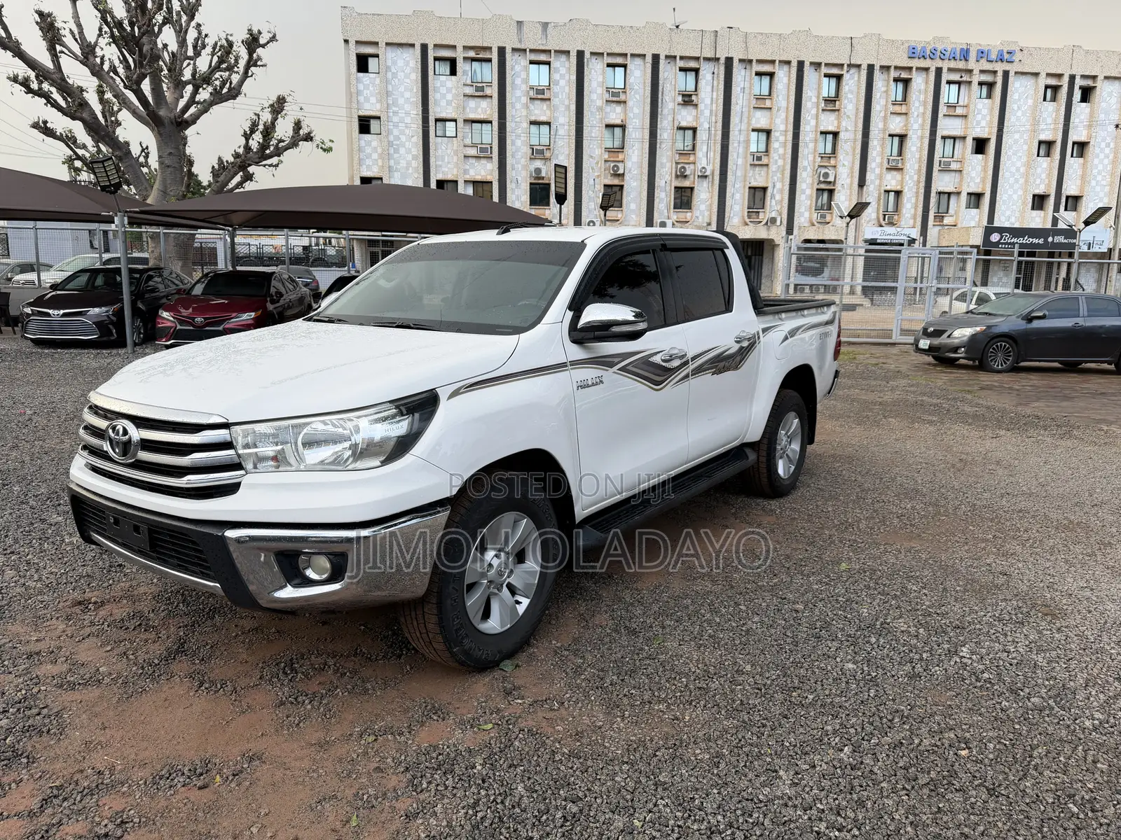 Toyota Hilux 2017 White