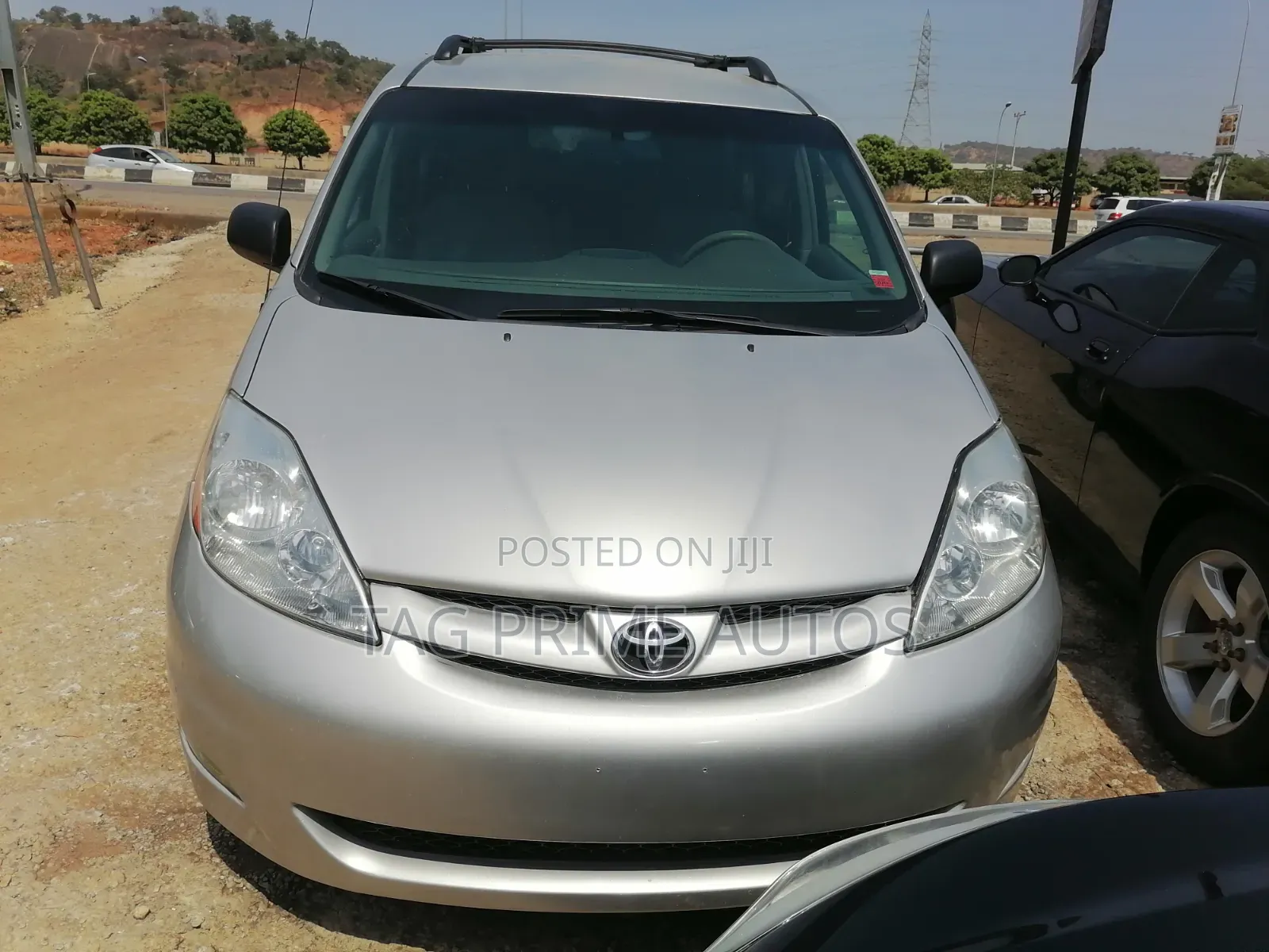 Toyota Sienna LE 7 Passenger 2010 Silver