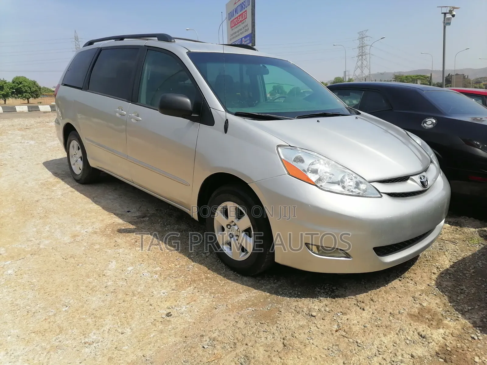 Toyota Sienna LE 7 Passenger 2010 Silver