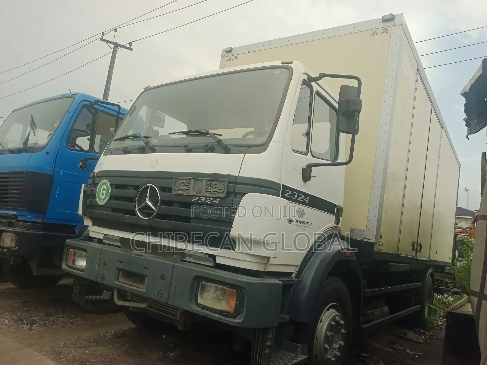 2324 Mercedes Truck V6 With 6 Tyres (Foreign Used)
