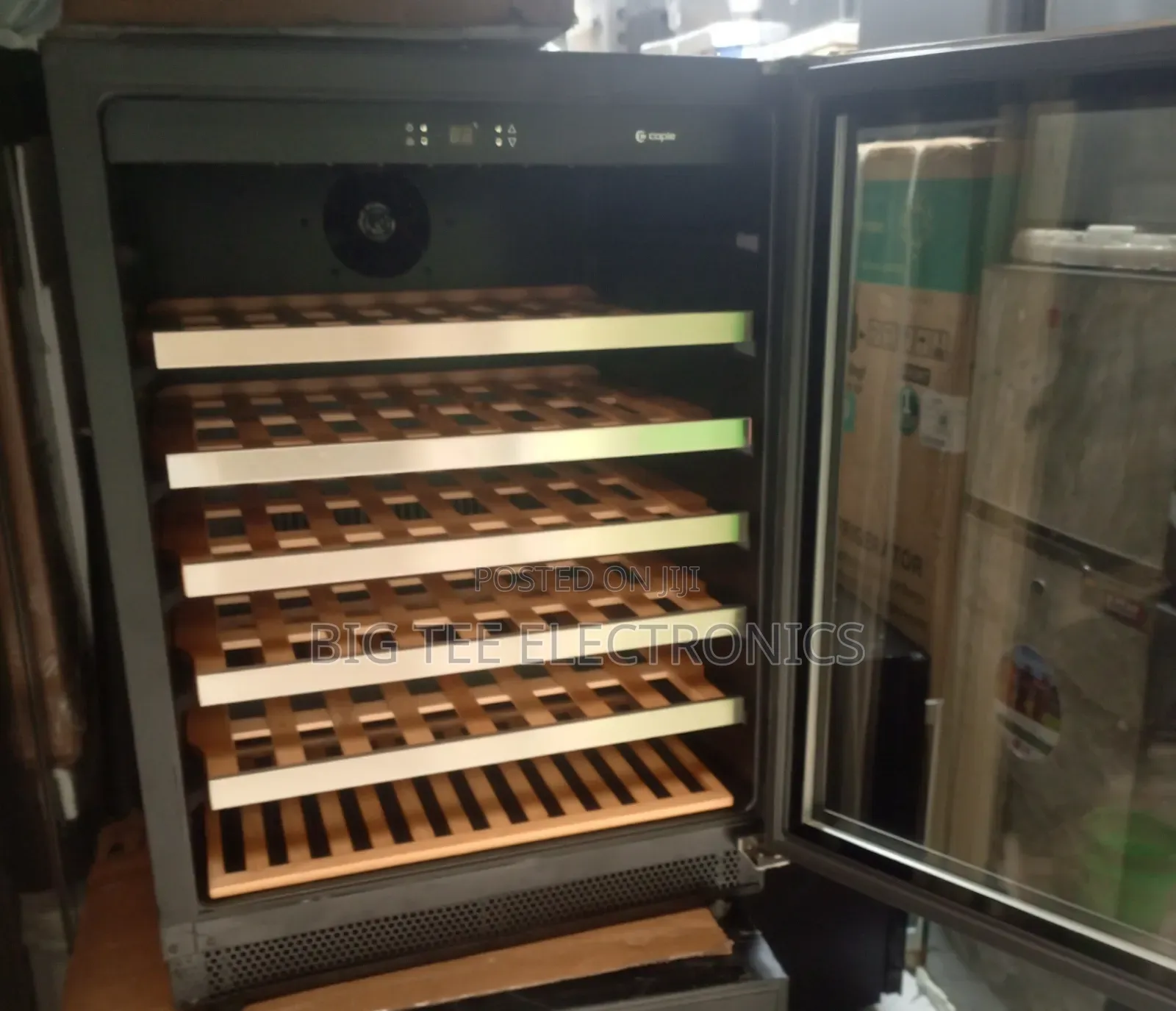 Caple Wooden Wine Chiller Display
