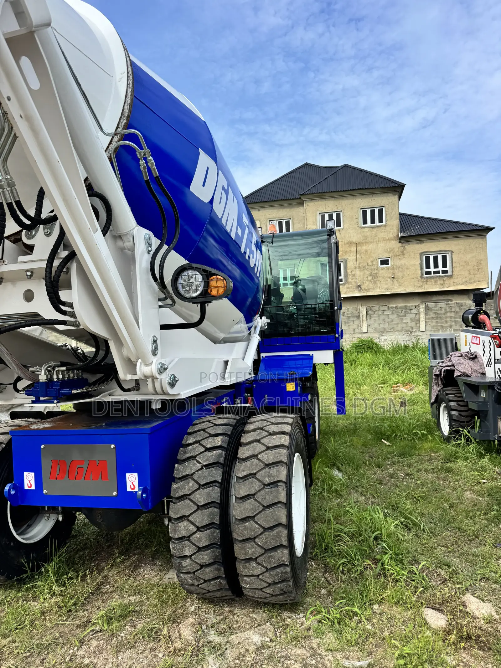 DGM Mobile Selfloader Concrete Mixer 7.5cubic