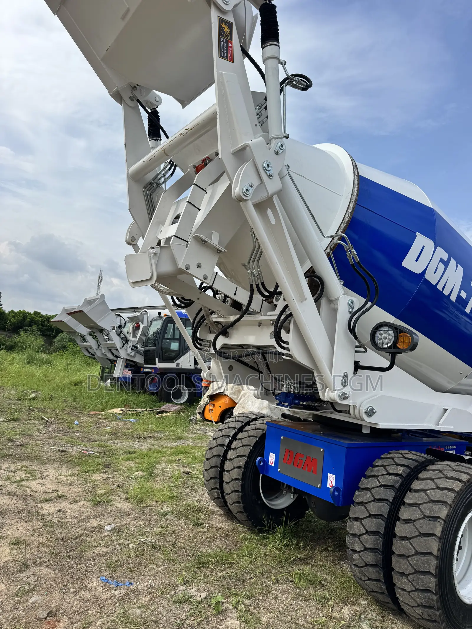 DGM Mobile Selfloader Concrete Mixer 7.5cubic