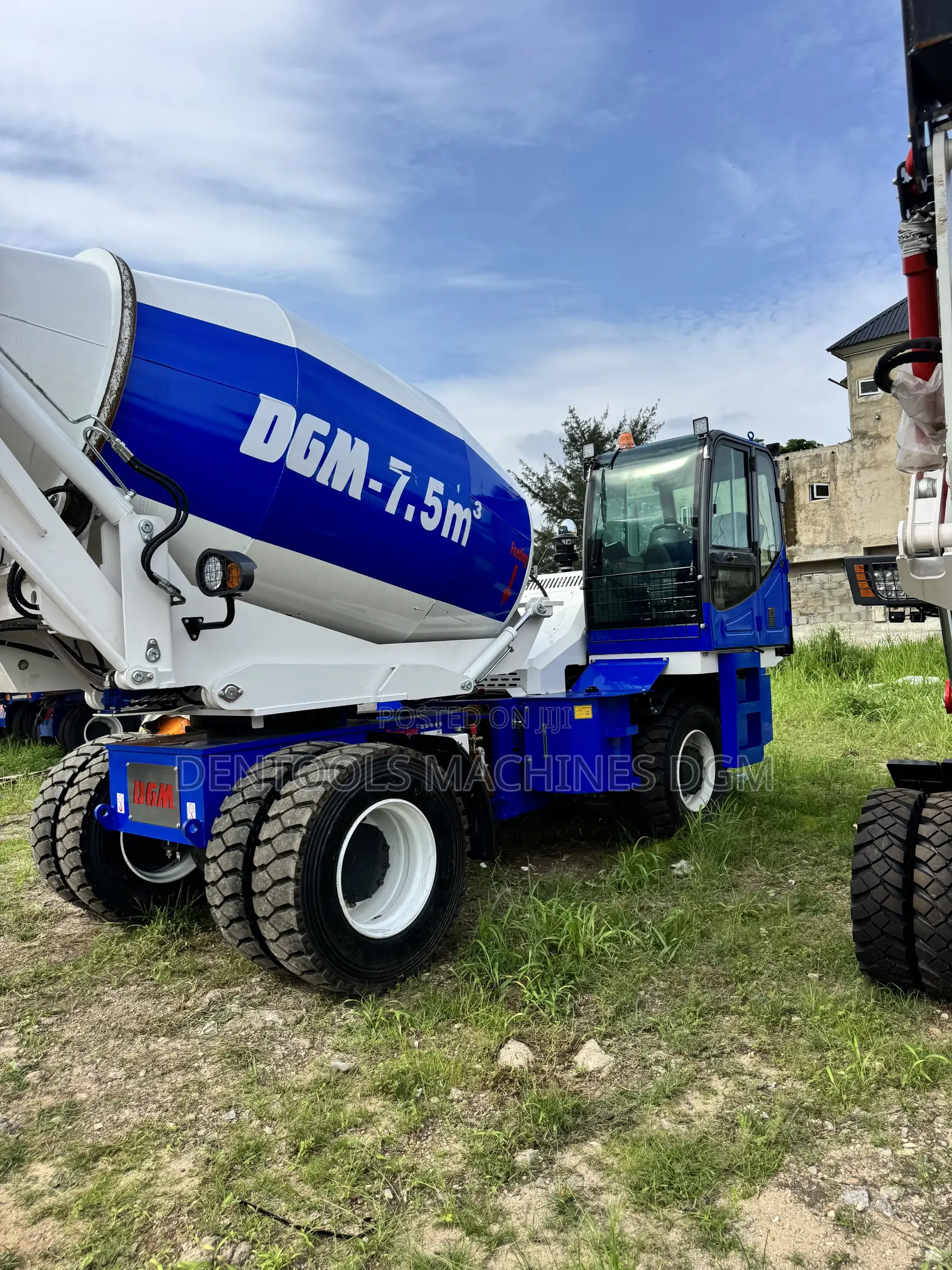 DGM Mobile Selfloader Concrete Mixer 7.5cubic